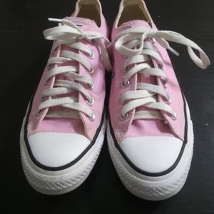 Pink Converse All Star
